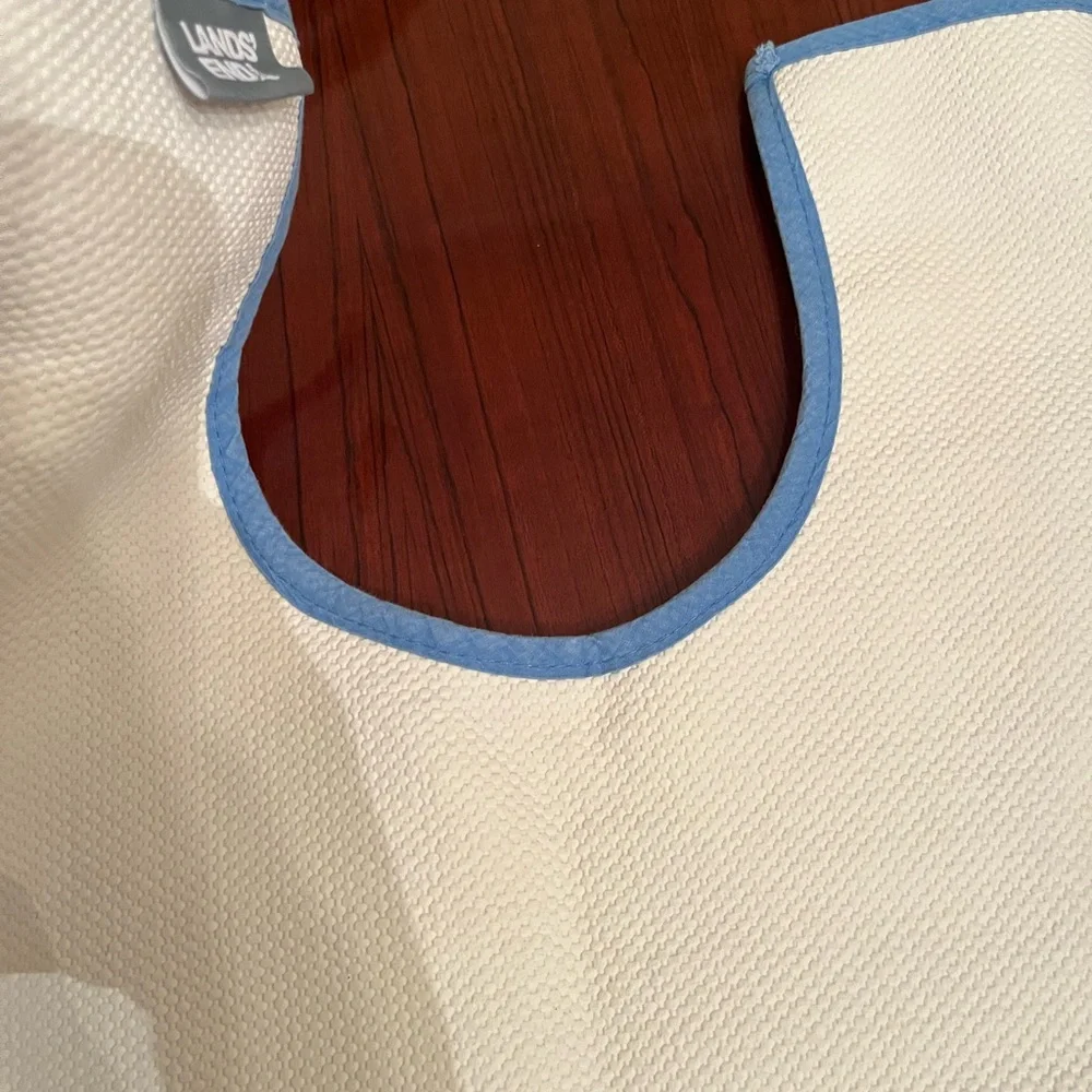 Land s End bathroom Toilet rug size 24 by 20 inches NWOT